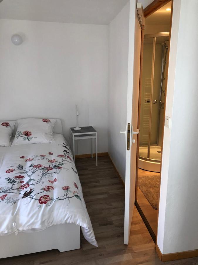 La Maisonnette Auvergnate Vertaizon Eksteriør billede